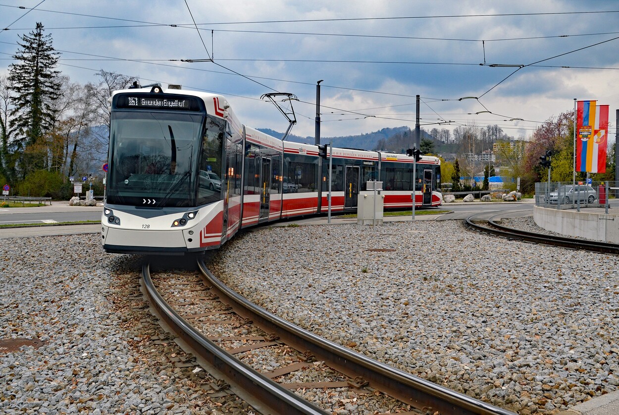 TraunseeTram Gmunden - Vorchdorf Bhf. Gmunden-Seebahnhof