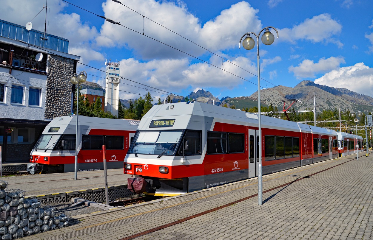 Fahrzeugfamilie Stadler GTW auf verschiedenen Bahnverwaltungen